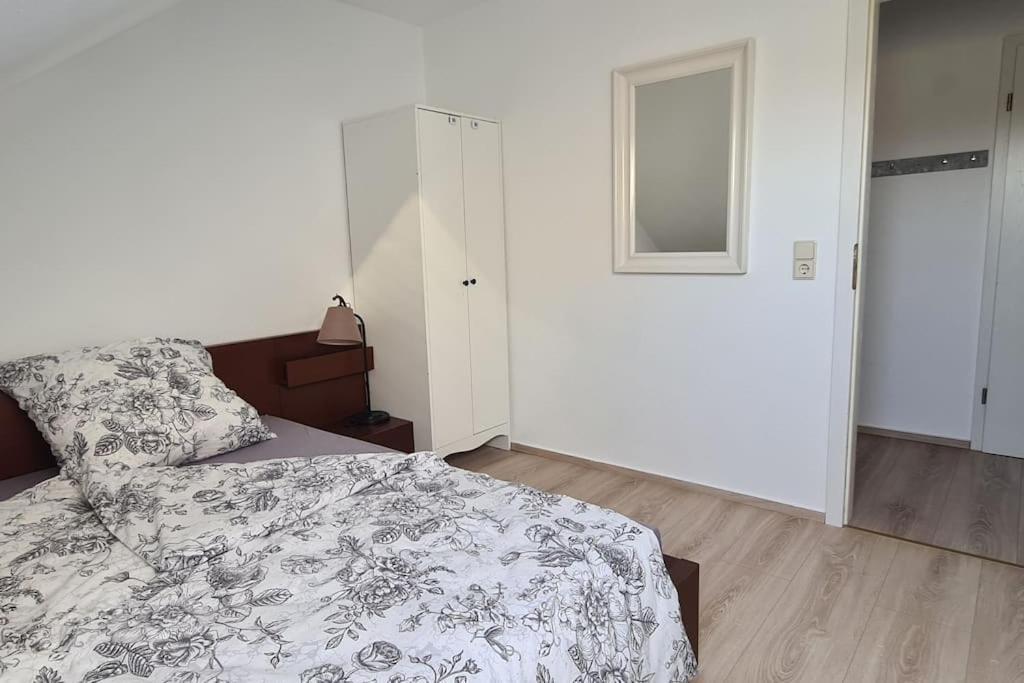 Ganze 2-Raum Ferienwohnung Links Baderitz Exterior foto